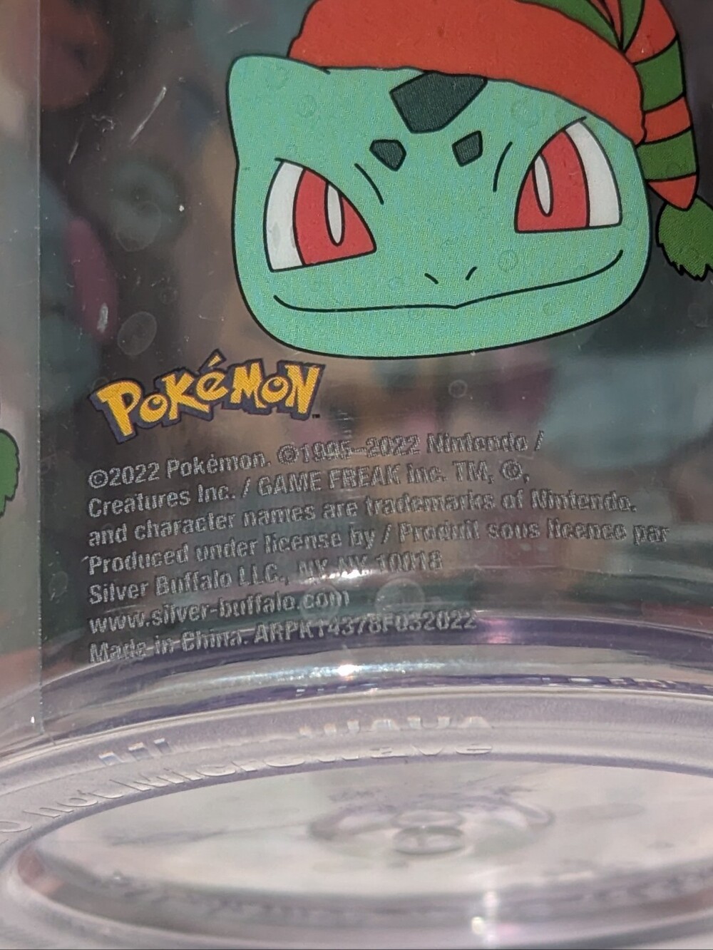 Pokemon Holiday 20oz Tumbler with Green Lid No Straw - Picture 3 of 4